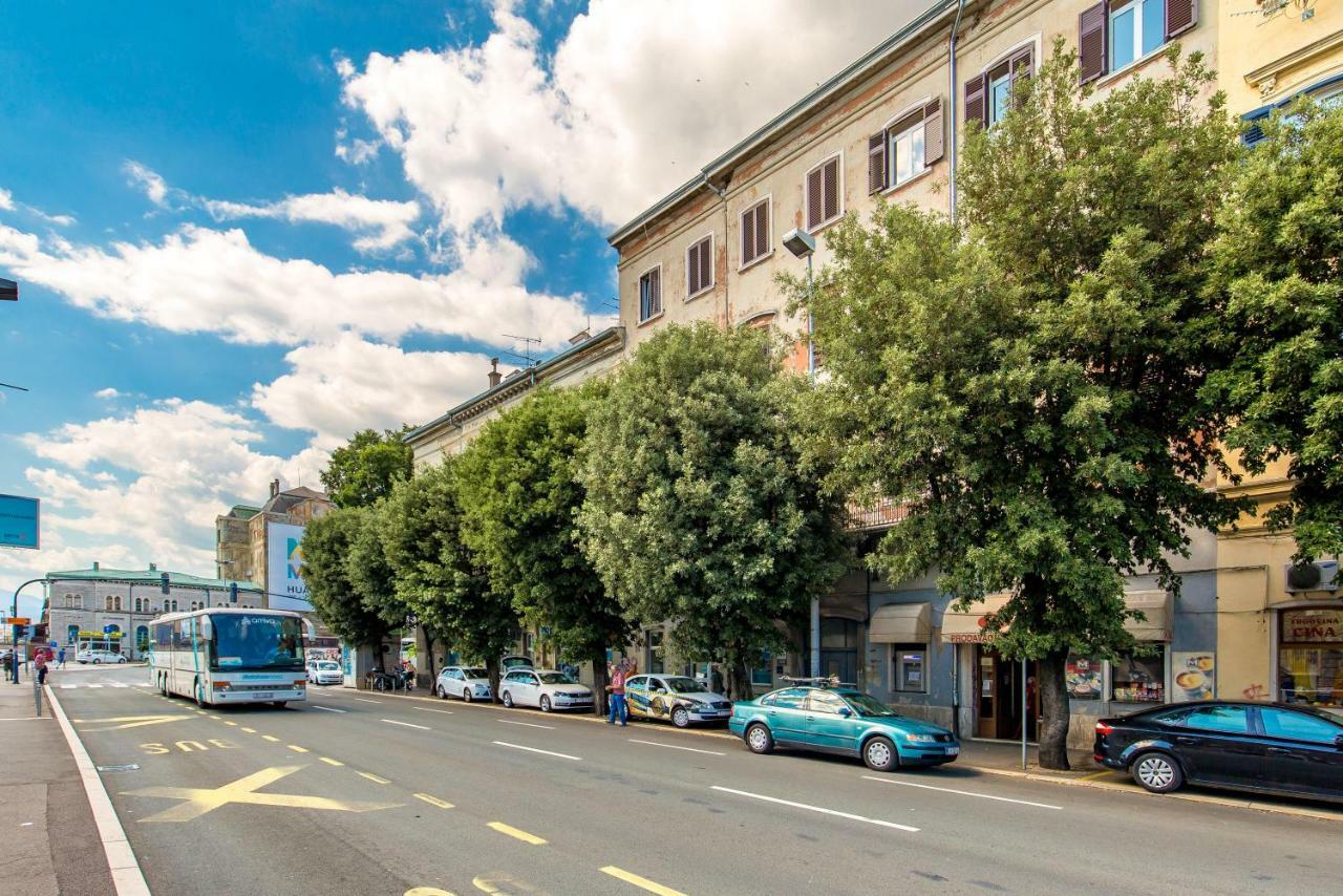Apartments Carpathia غييكا المظهر الخارجي الصورة